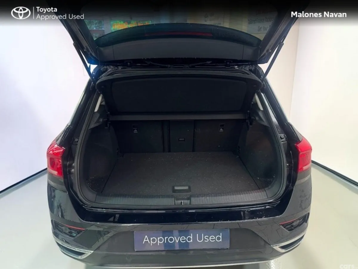 Volkswagen T-Roc Estate, Petrol, 2022, Black