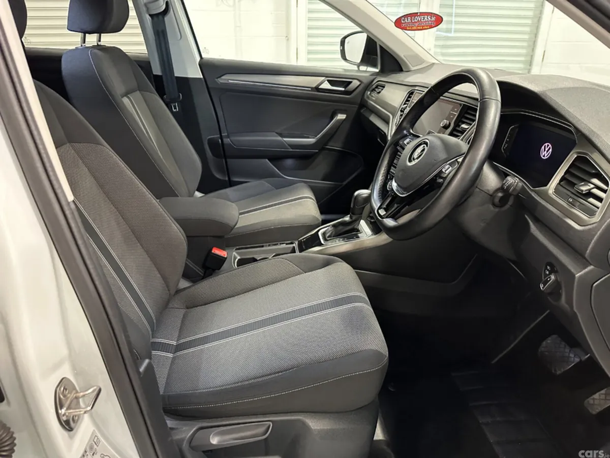 Volkswagen T-Roc SUV, Diesel, 2021, White