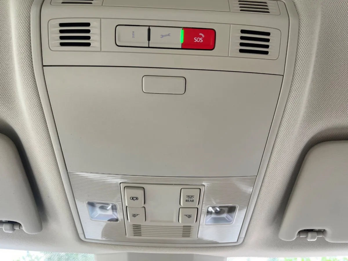 Skoda Superb Hatchback, Diesel, 2024, Blue