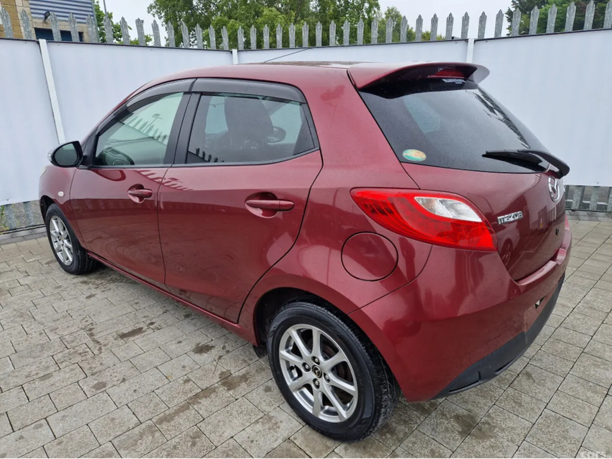 Mazda Demio Hatchback, Petrol, 2014, Purple