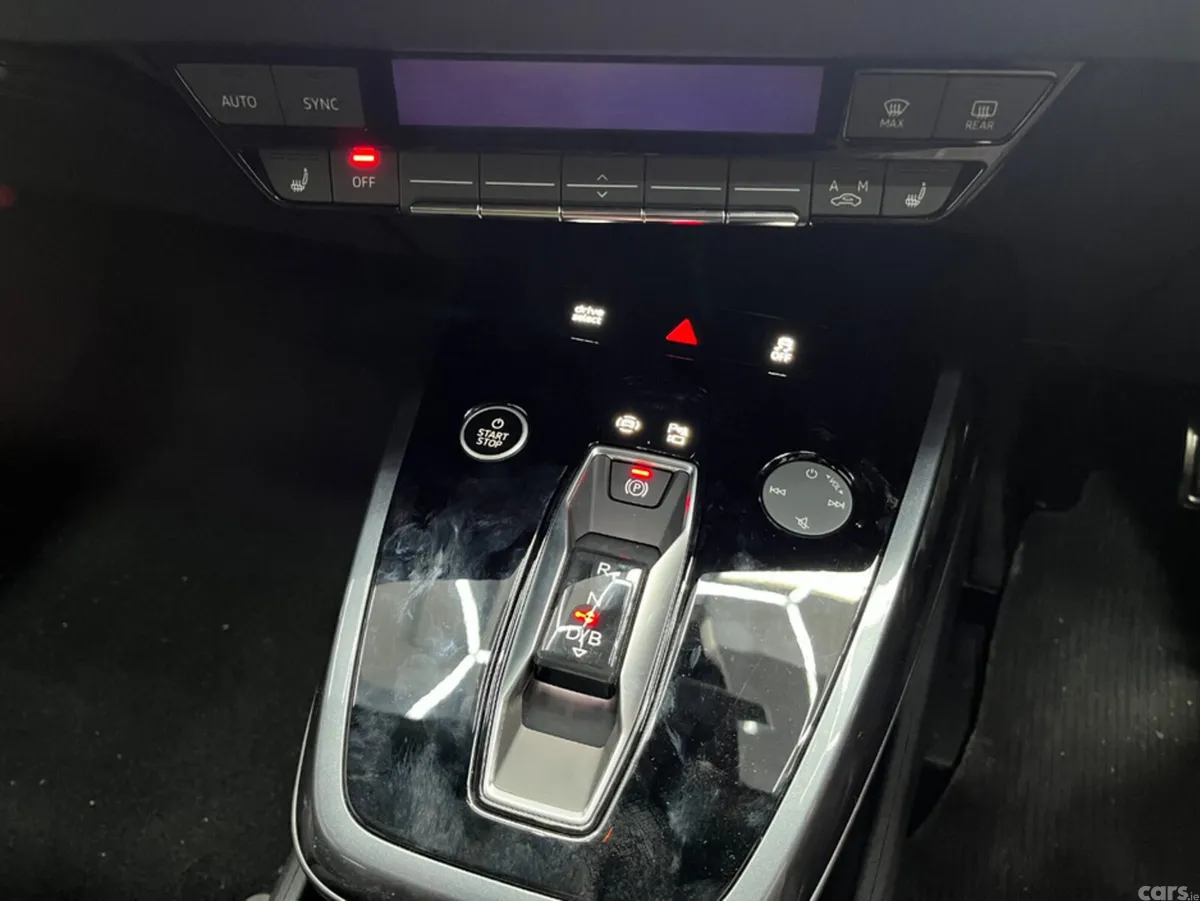 Audi Q4 e-tron SUV, Electric, 2025, Blue