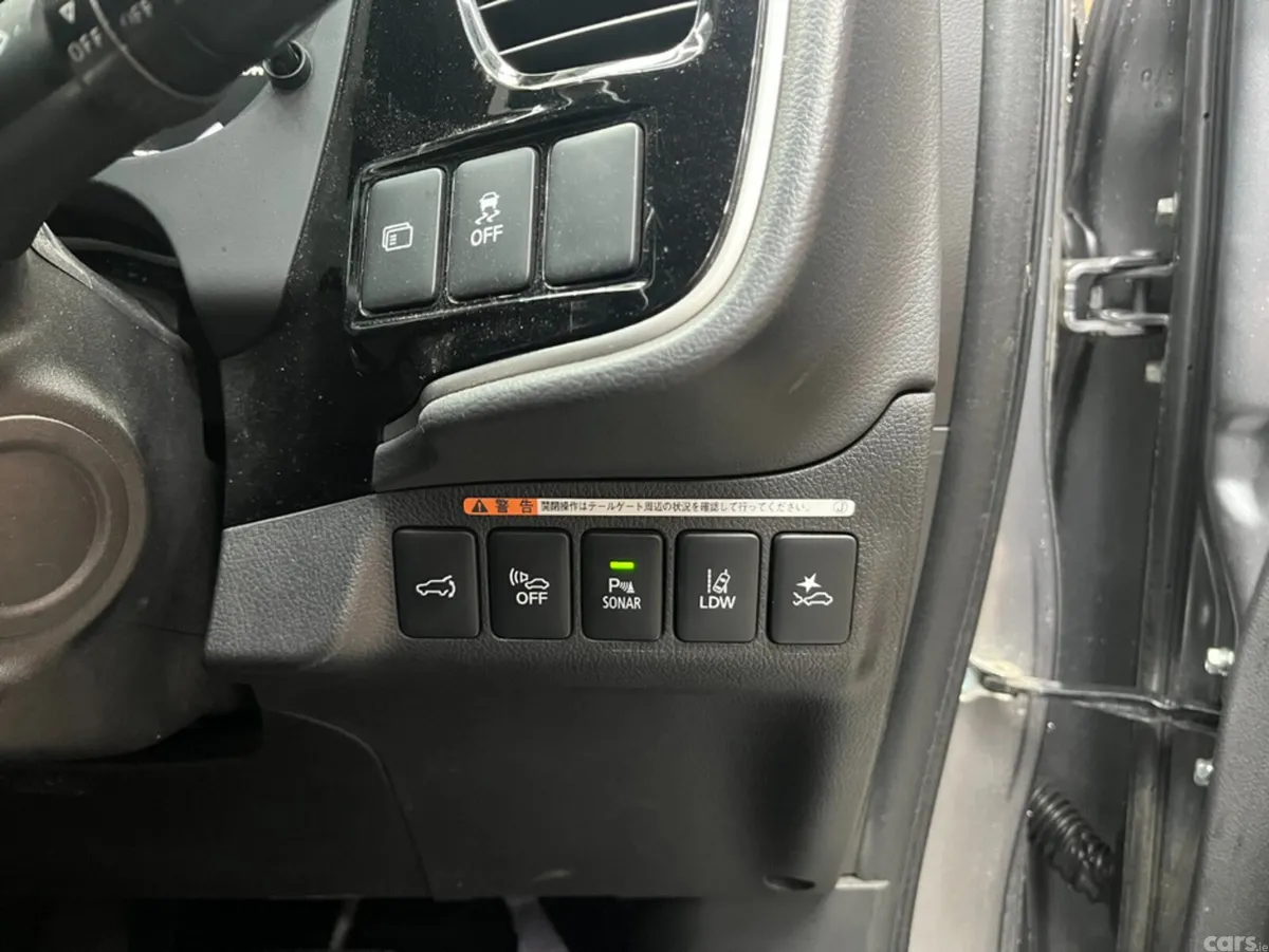Mitsubishi Outlander Convertible, Petrol Plug-in Hybrid, 2019, Grey
