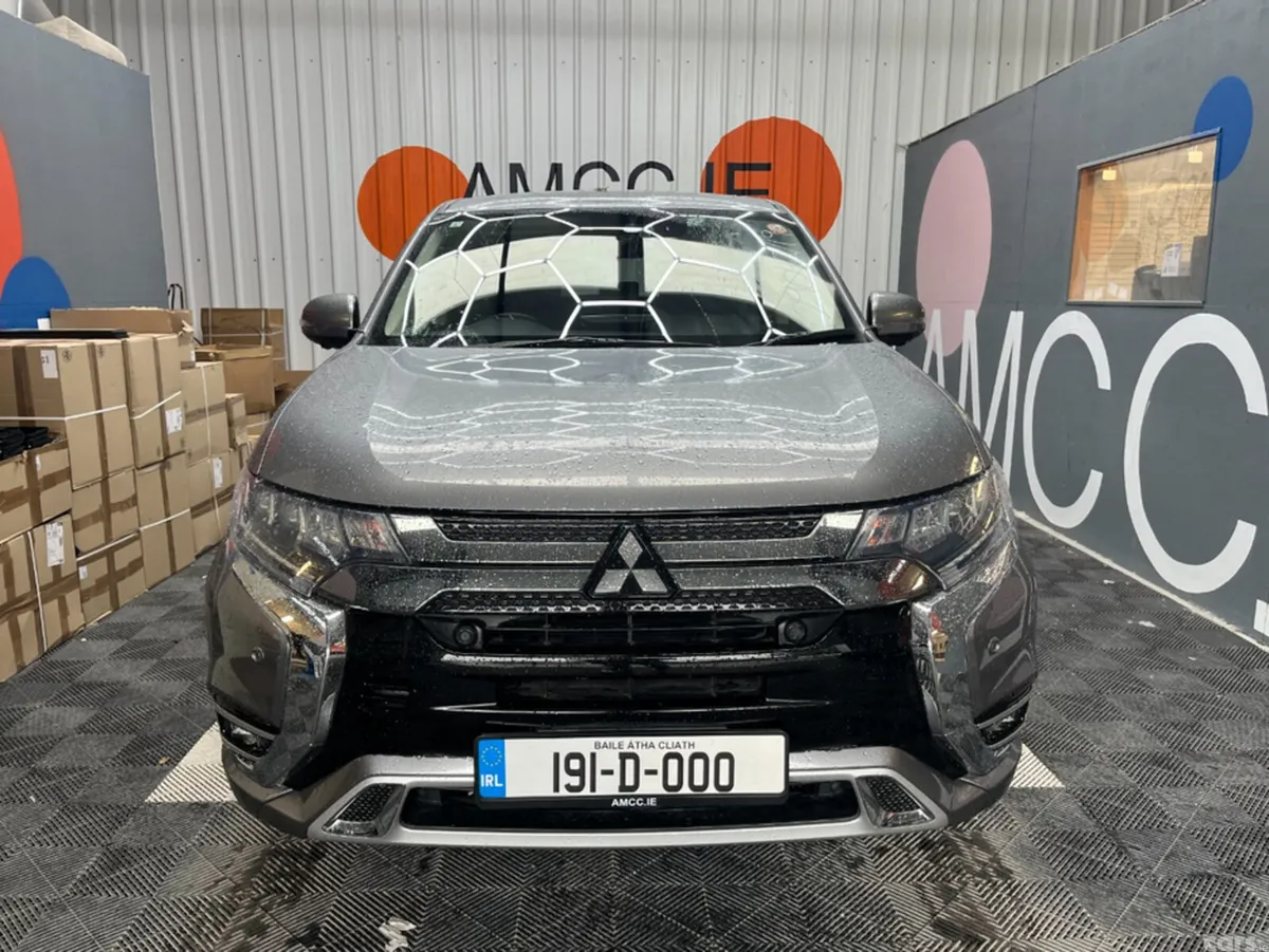 Mitsubishi Outlander Convertible, Petrol Plug-in Hybrid, 2019, Grey