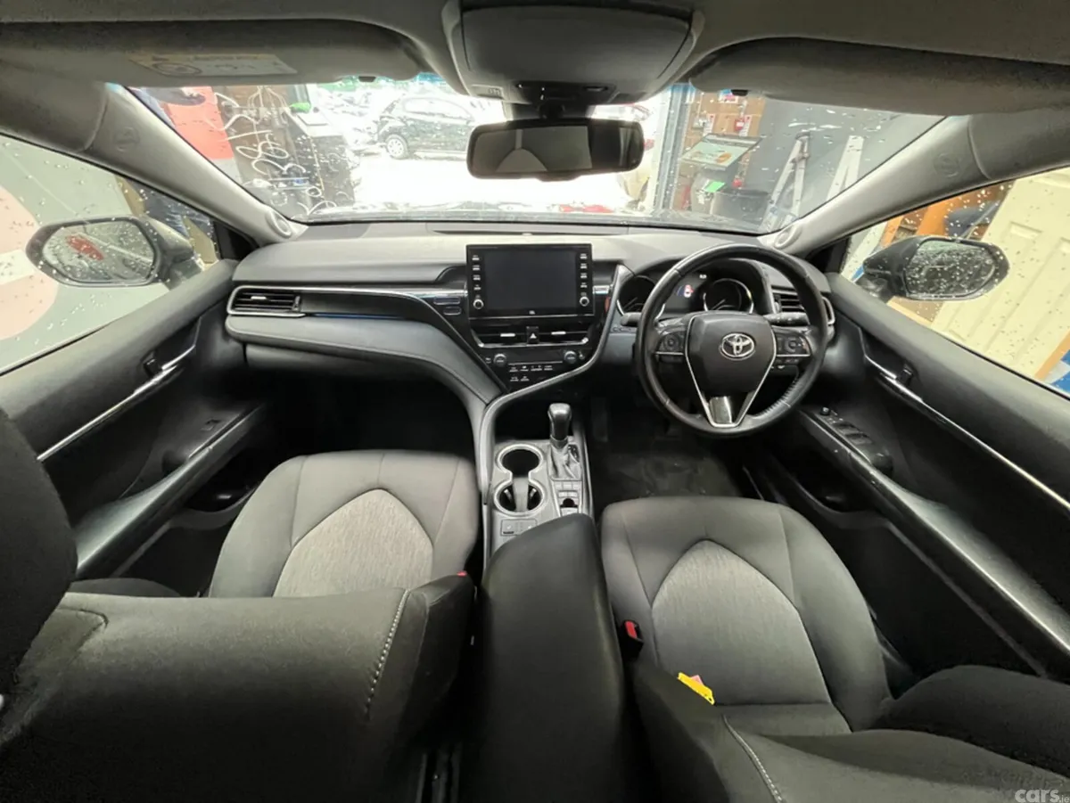 Toyota Camry Saloon, Petrol, 2023, Black