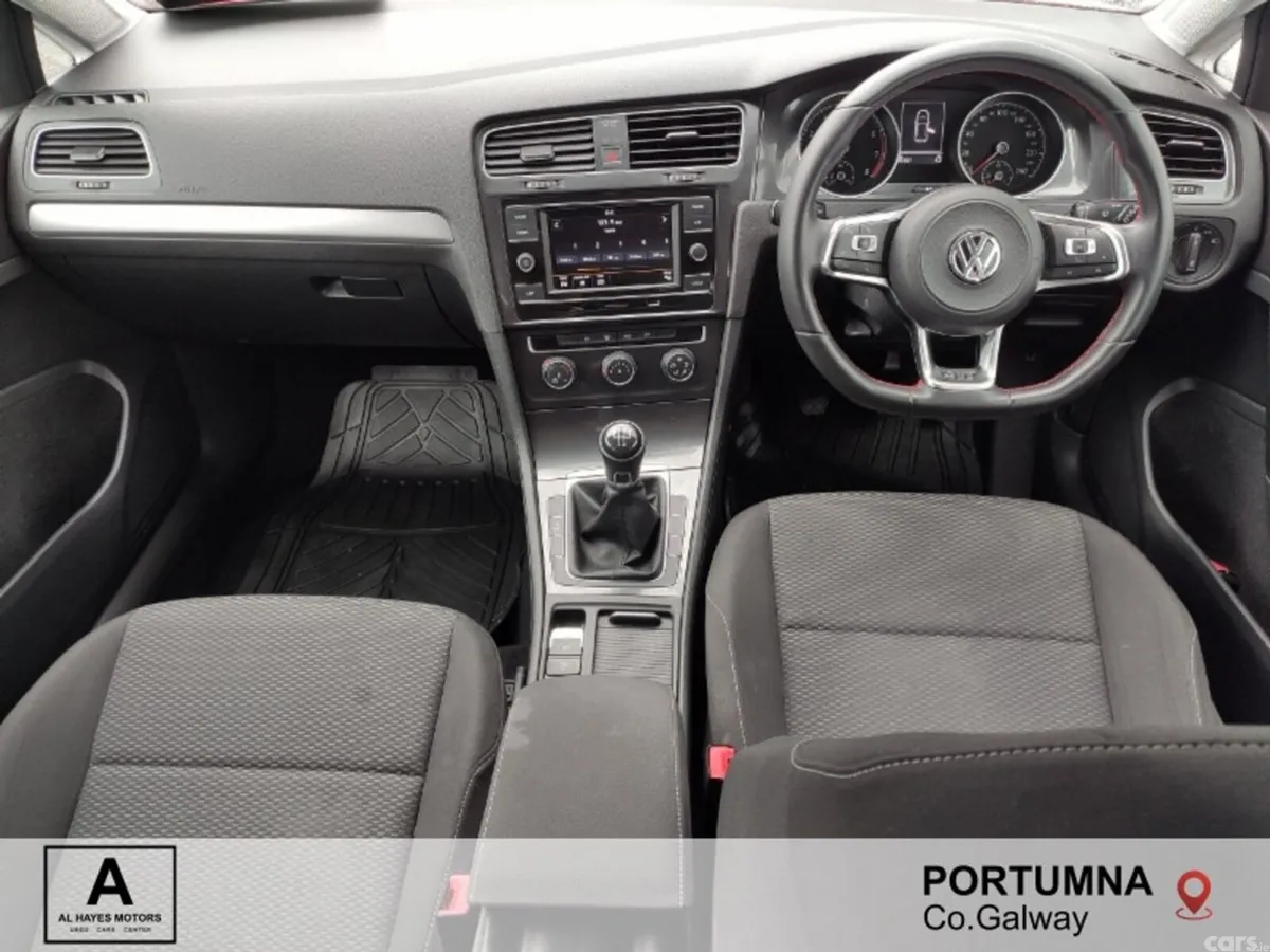 Volkswagen Golf Hatchback, Petrol, 2018, Red