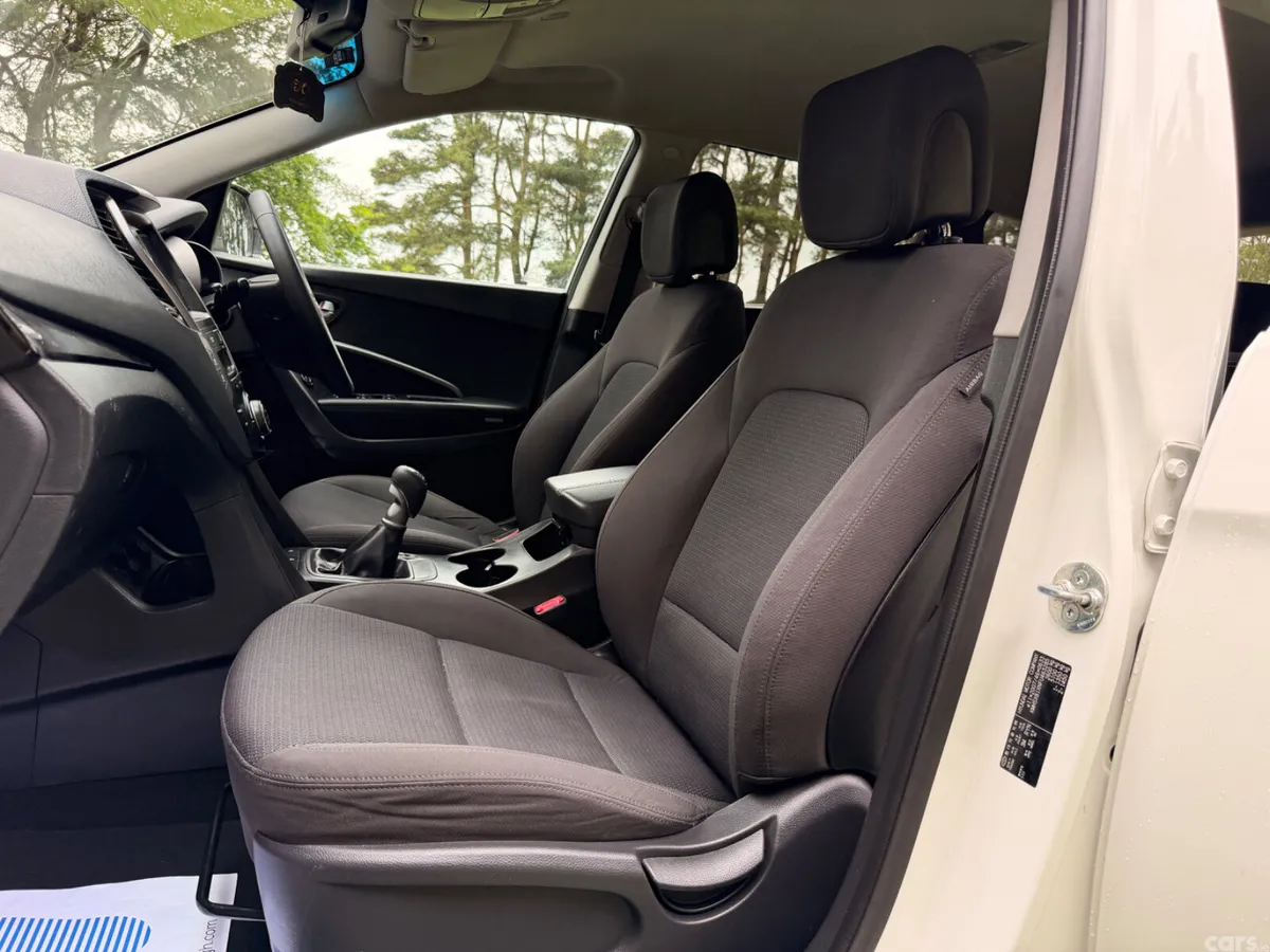 Hyundai Santa Fe SUV, Diesel, 2015, White