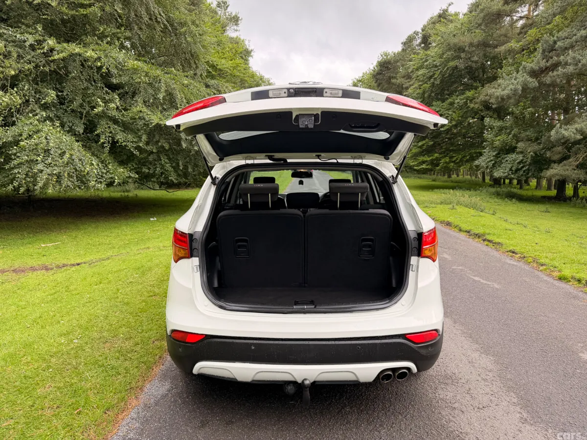 Hyundai Santa Fe SUV, Diesel, 2015, White