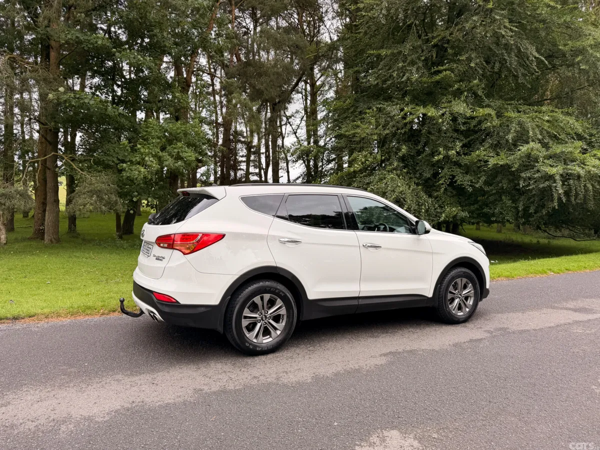 Hyundai Santa Fe SUV, Diesel, 2015, White