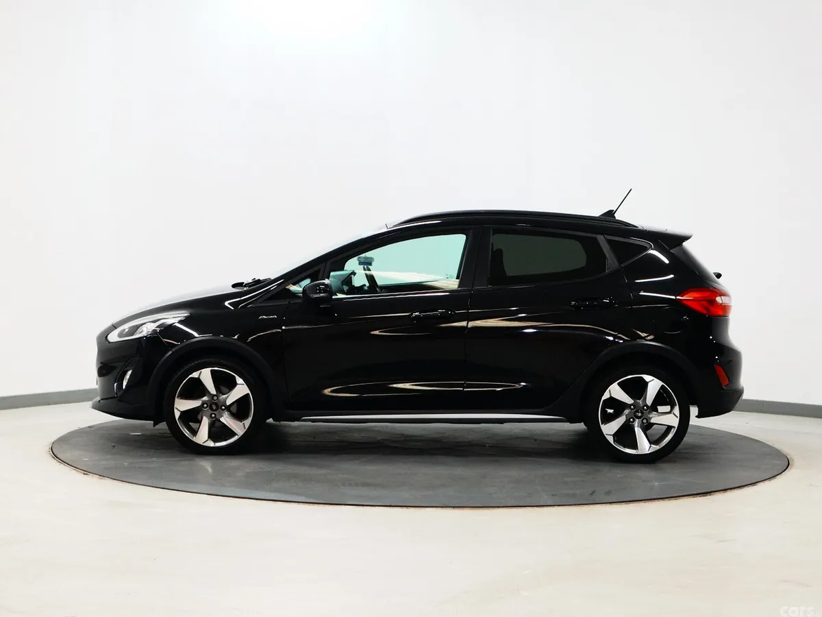 Ford Fiesta Hatchback, Petrol, 2021, Black