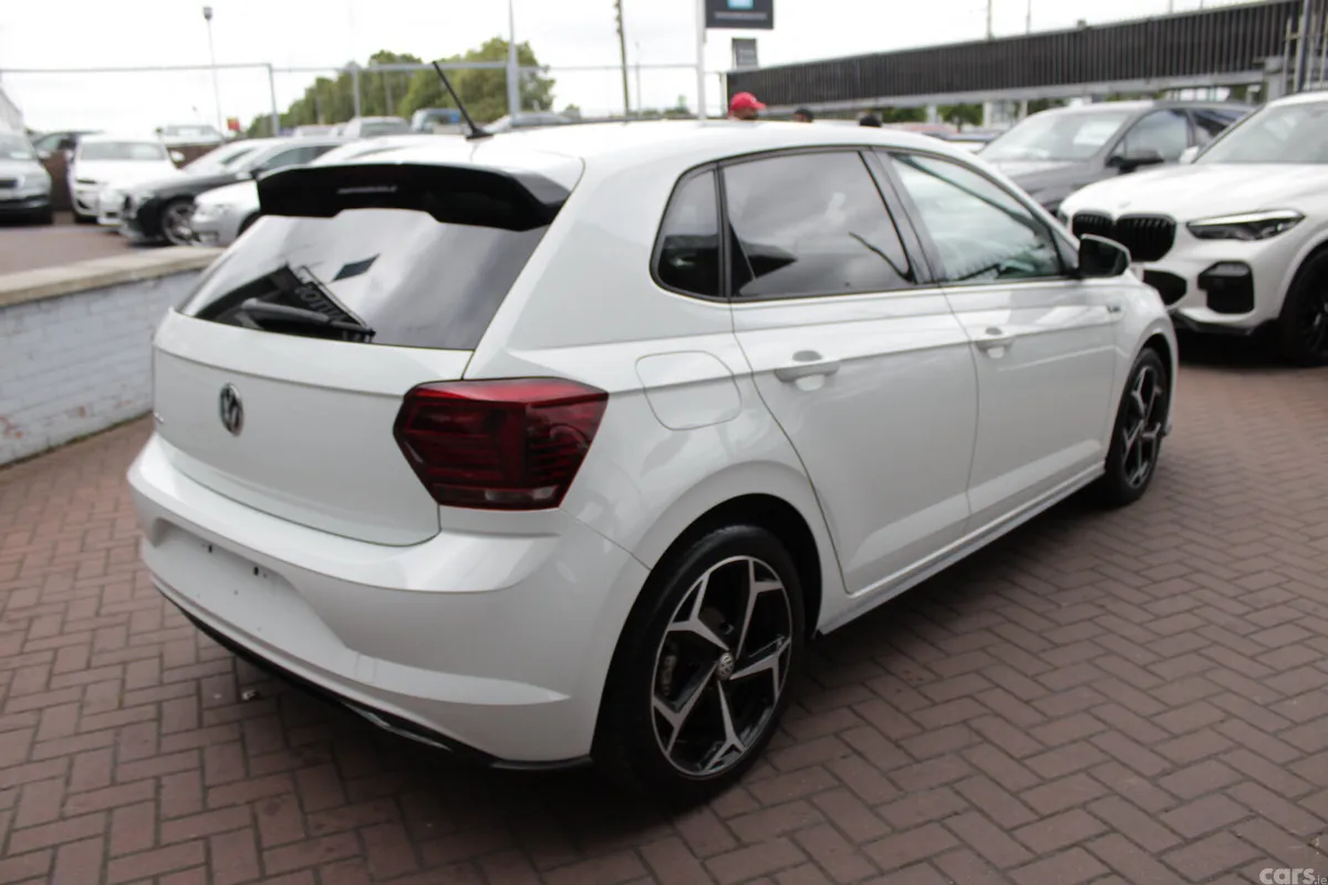 Volkswagen Polo Hatchback, Petrol, 2020, White