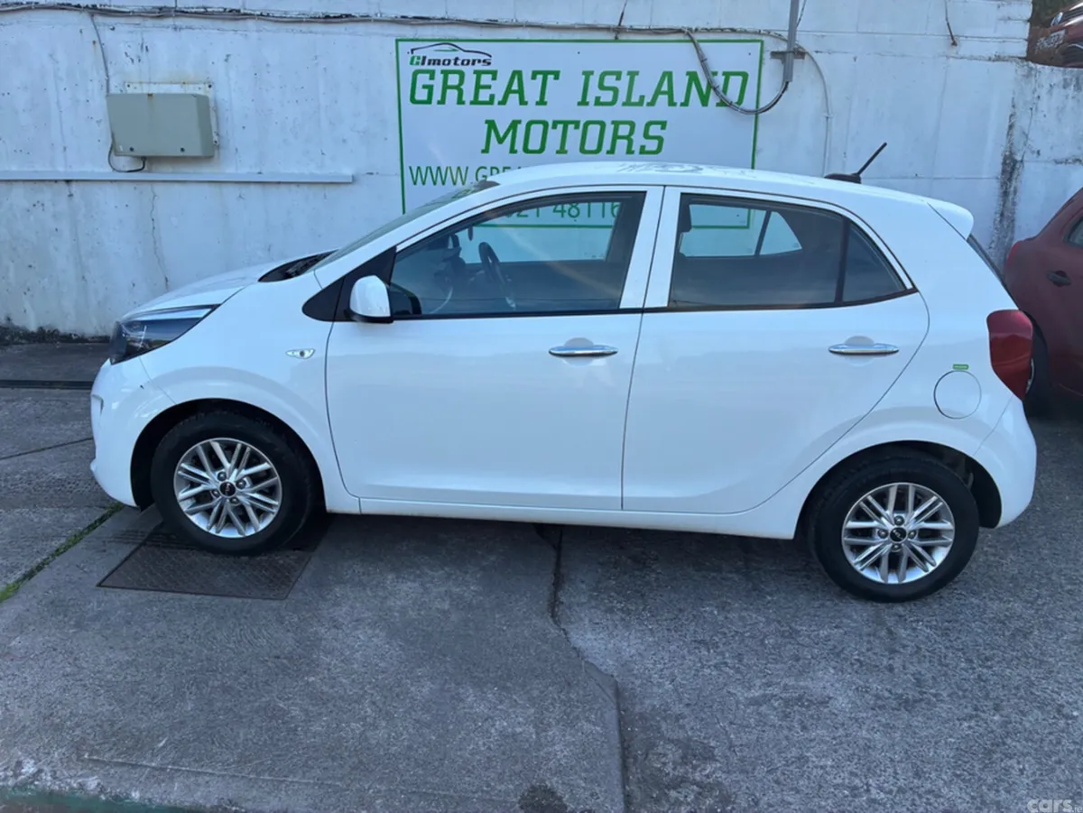 Kia Picanto Hatchback, Petrol, 2024, White