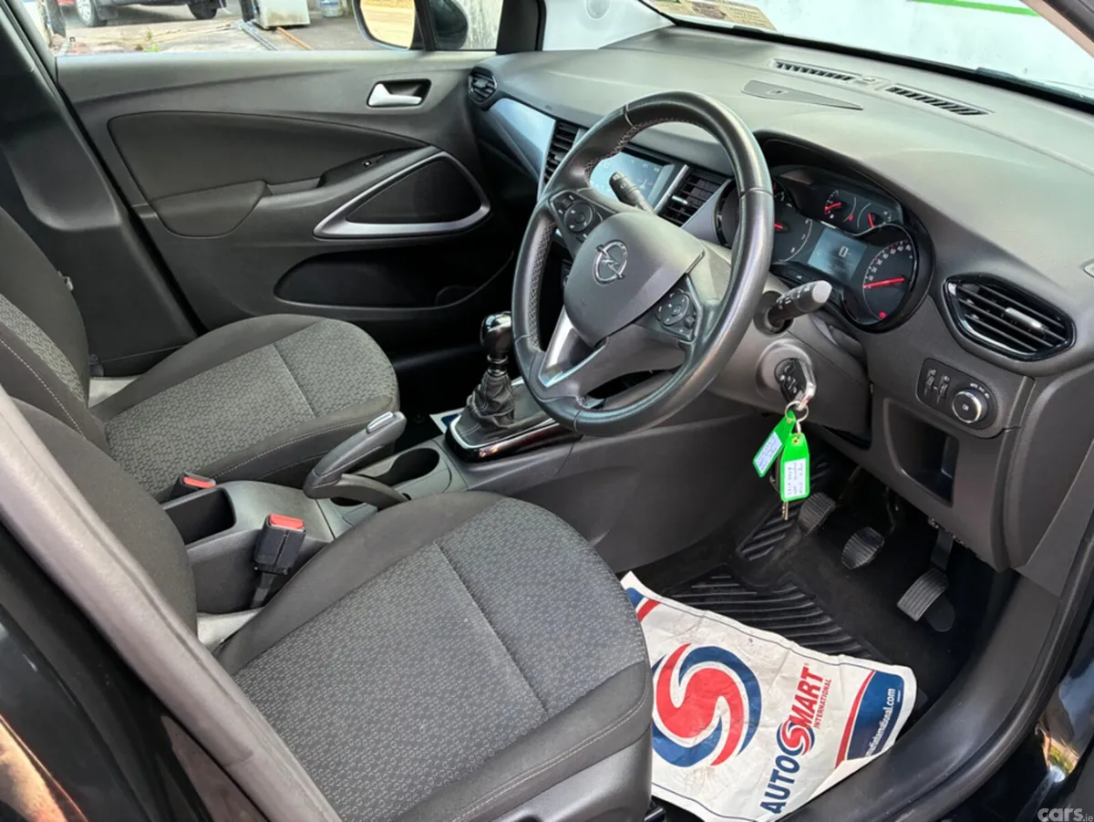 Opel Crossland MPV, Petrol, 2023, Black
