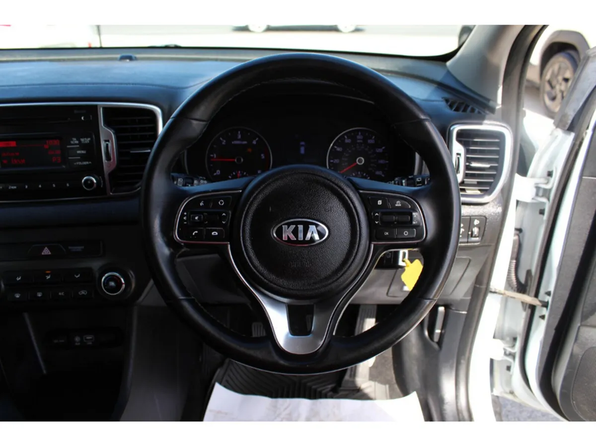 Kia Sportage Estate, Diesel, 2017, White