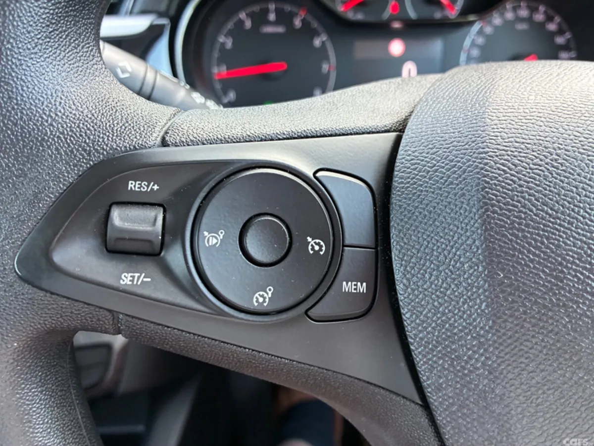 Opel Corsa Hatchback, Petrol, 2023, Grey