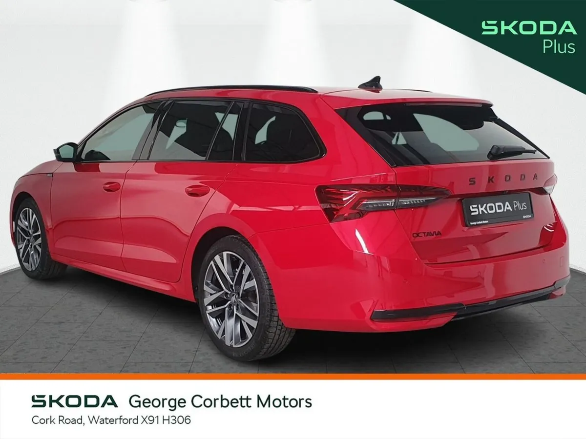 Skoda Octavia Estate, Diesel, 2025, Red