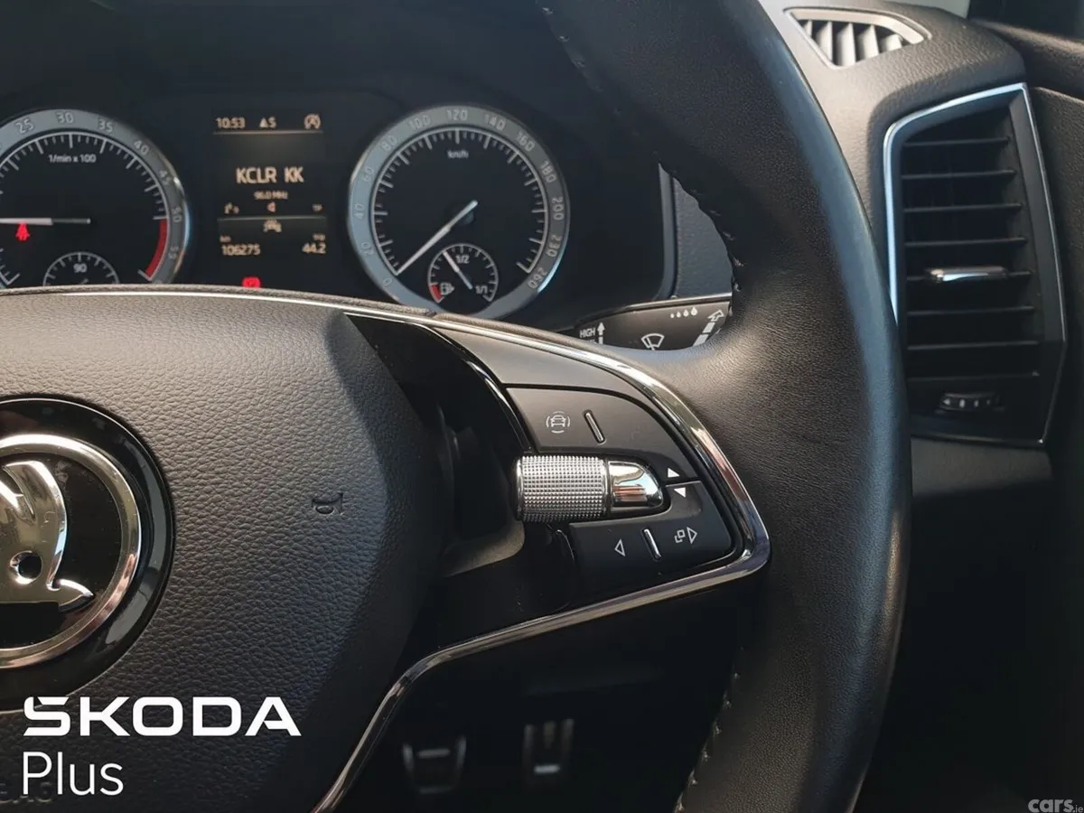 Skoda Karoq SUV, Diesel, 2022, Silver