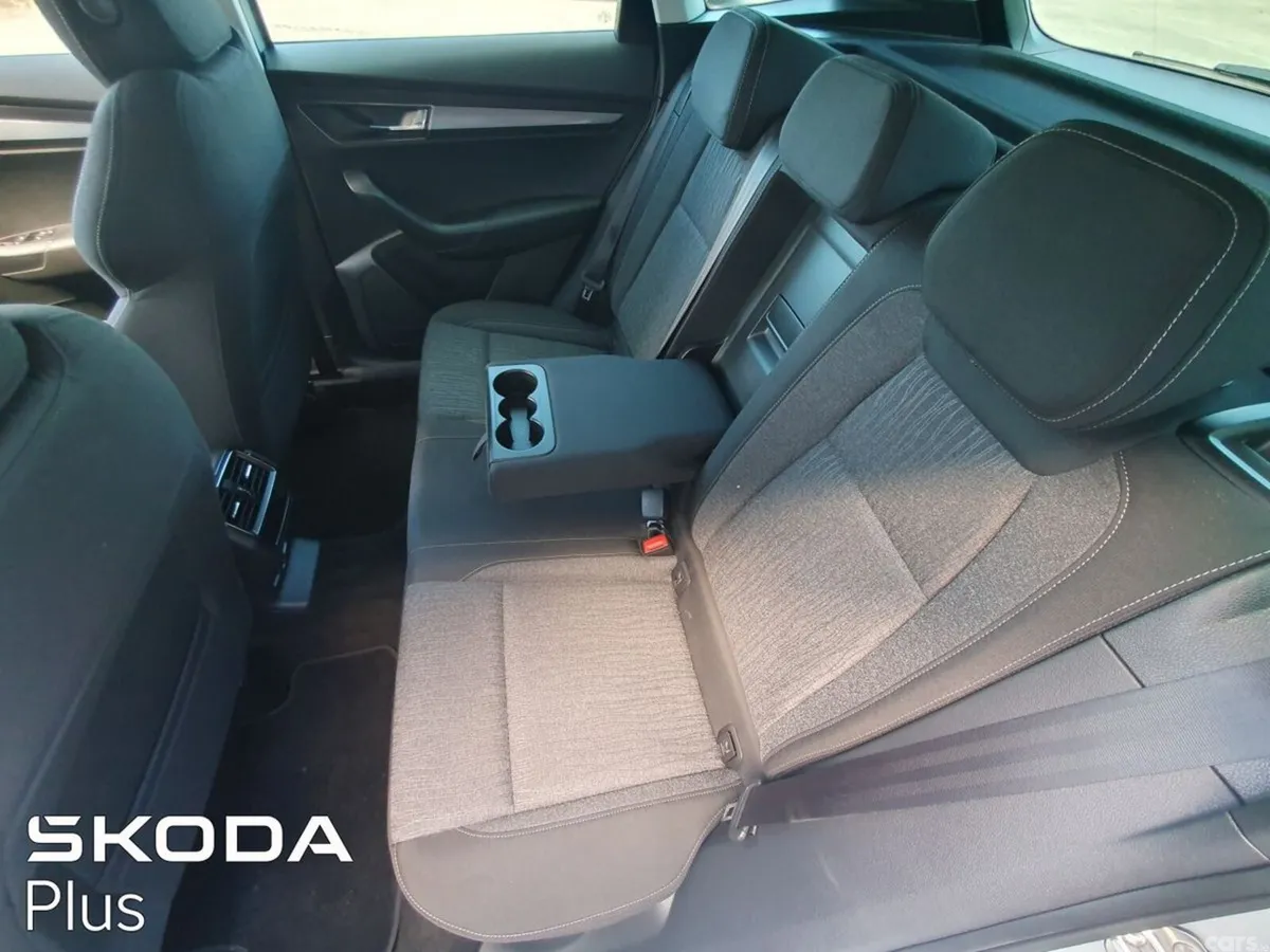 Skoda Karoq SUV, Diesel, 2022, Silver