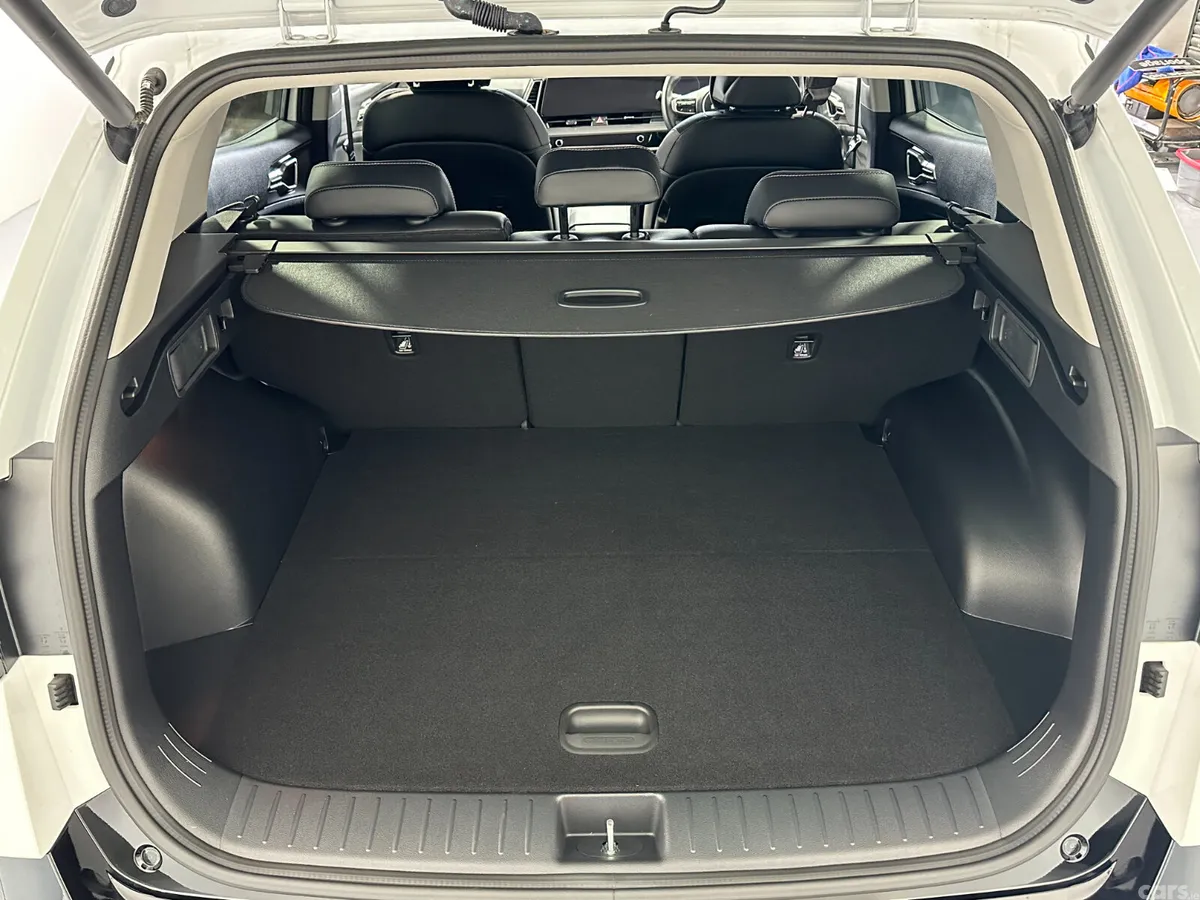 Kia Sportage SUV, Petrol Plug-in Hybrid, 2026, Silver