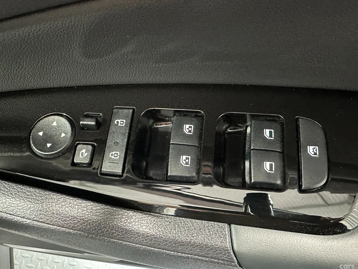 Kia Sportage SUV, Petrol Plug-in Hybrid, 2026, Silver