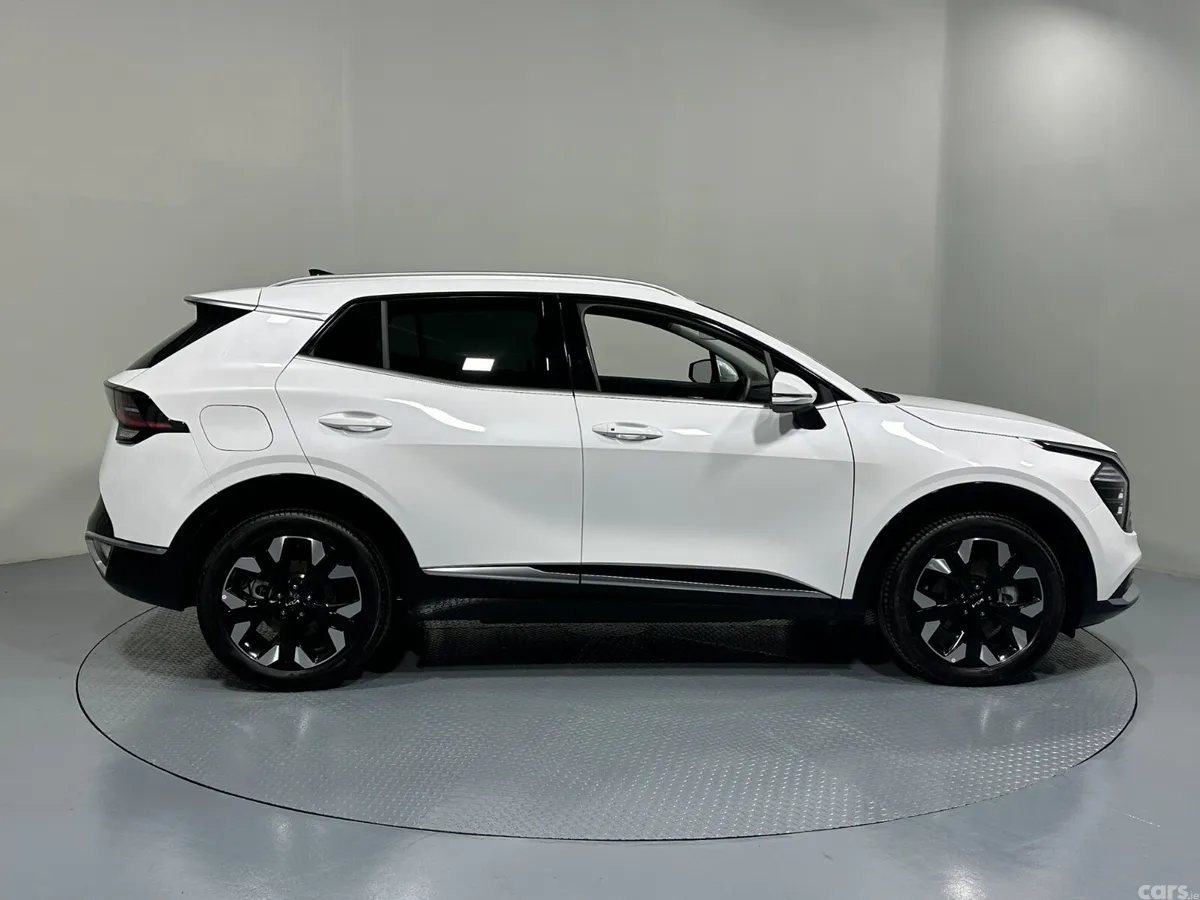 Kia Sportage SUV, Petrol Plug-in Hybrid, 2026, Silver