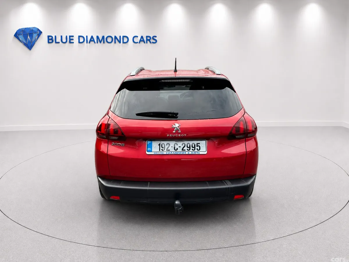 Peugeot 2008 Estate, Petrol, 2019, Red