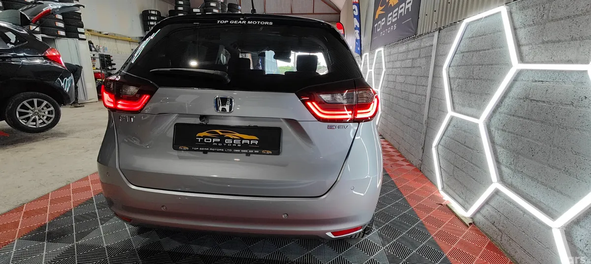 Honda Fit Hatchback, Petrol Hybrid, 2020, Silver