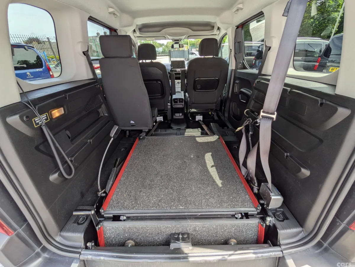 Peugeot Rifter MPV, Diesel, 2022, Other
