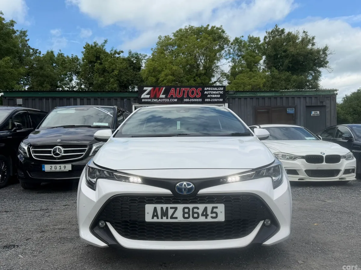 Toyota Corolla Hatchback, Petrol Hybrid, 2023, White