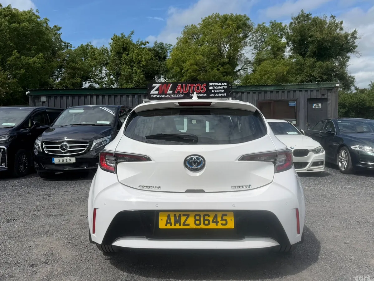 Toyota Corolla Hatchback, Petrol Hybrid, 2023, White
