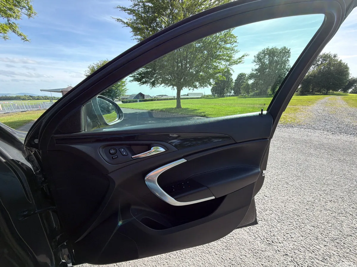 Opel Insignia Saloon, Diesel, 2015, Grey