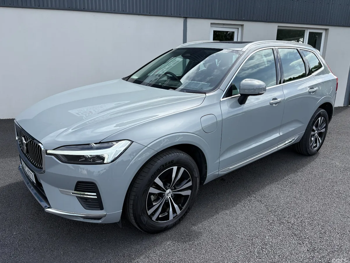 Volvo XC60 SUV, Petrol Plug-in Hybrid, 2024, Grey