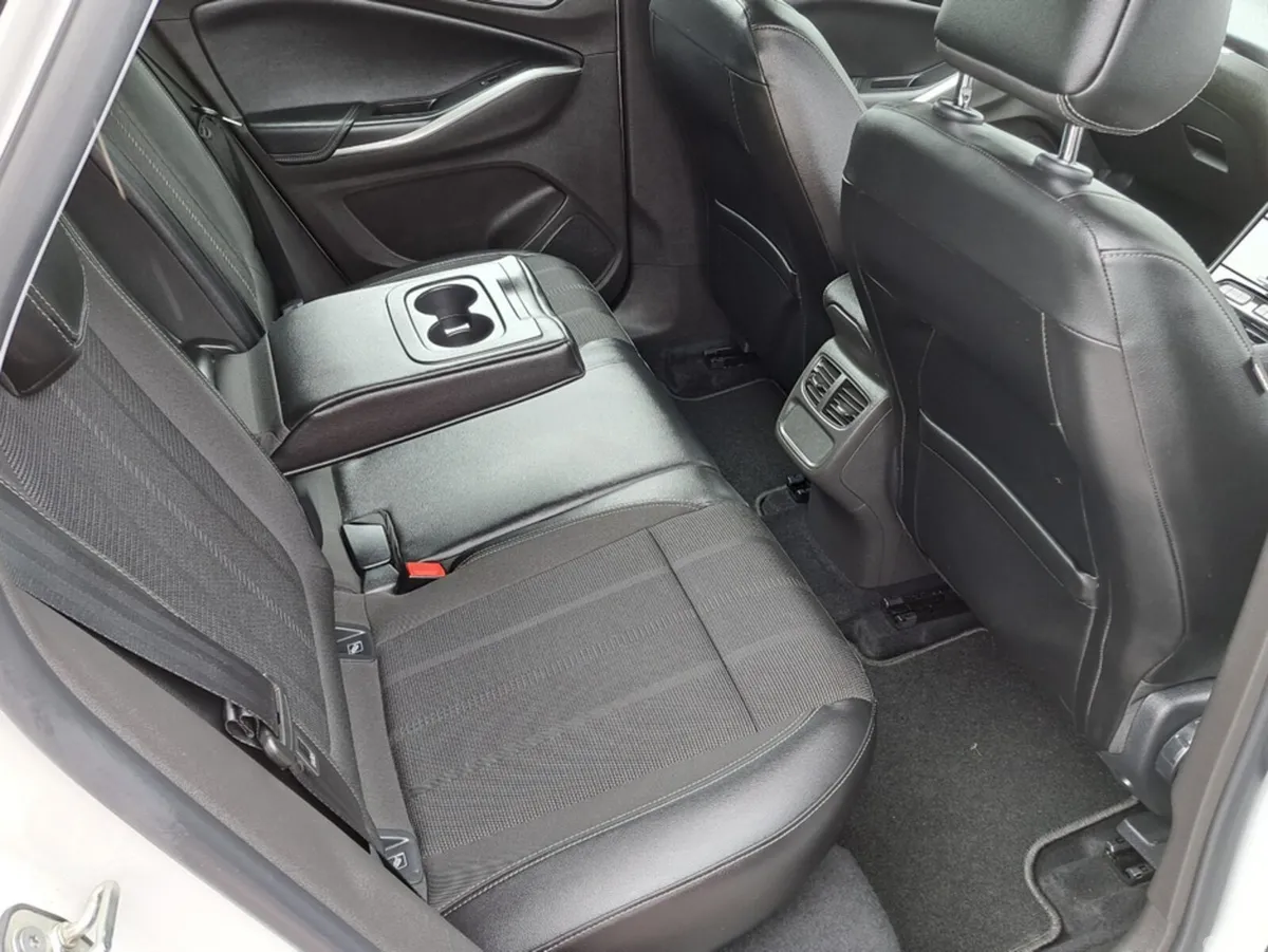 Opel Grandland SUV, Diesel, 2024, White