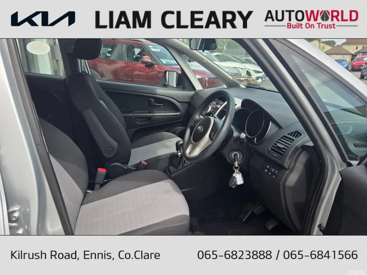Kia Venga MPV, Petrol, 2016, Silver