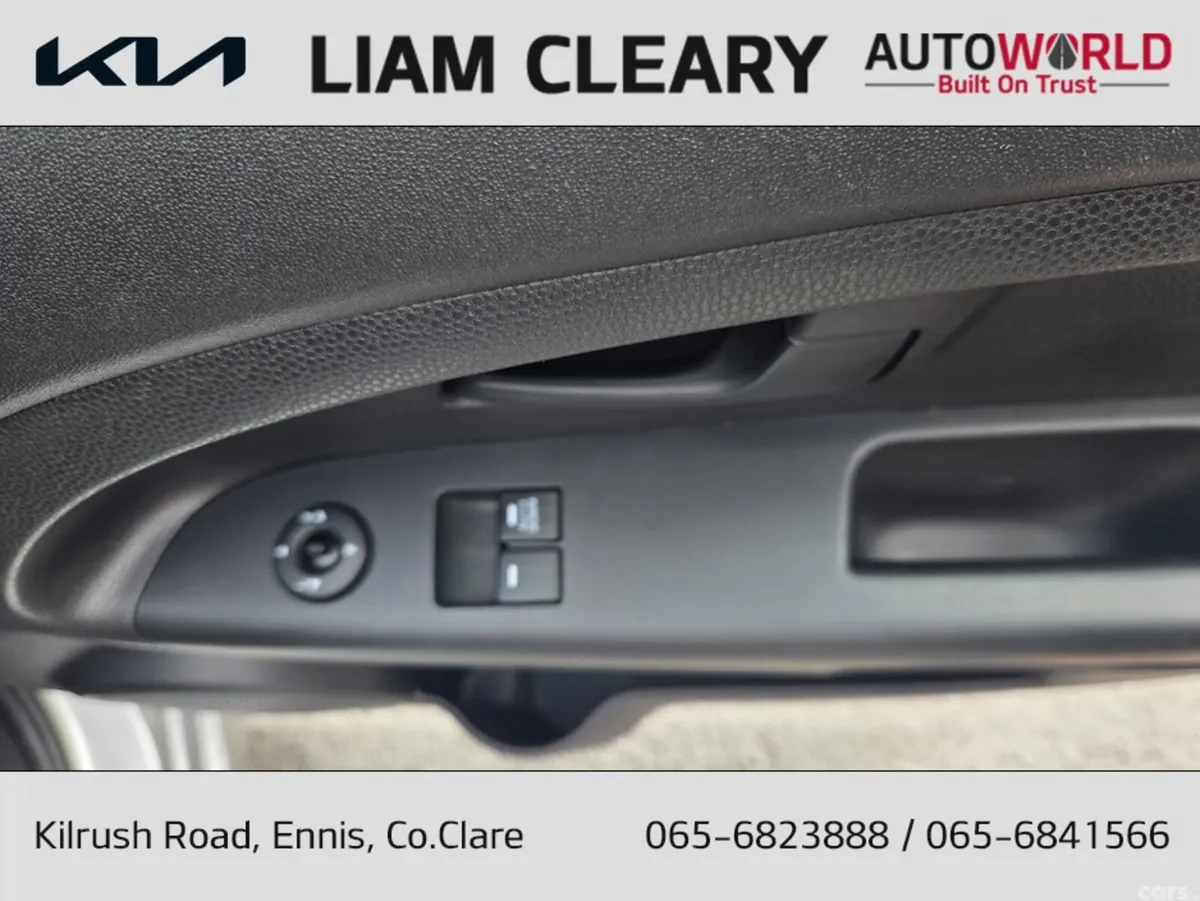 Kia Venga MPV, Petrol, 2016, Silver