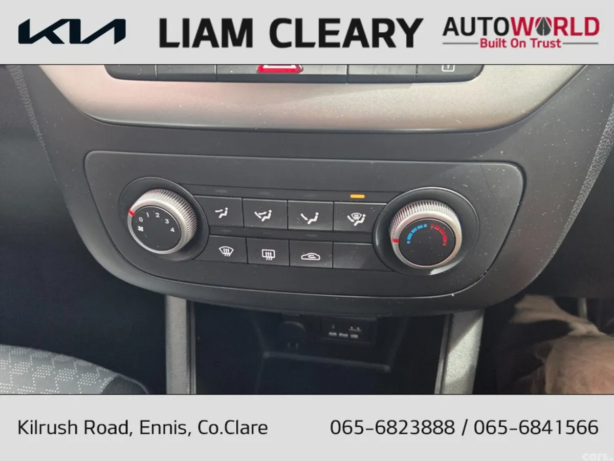 Kia Venga MPV, Petrol, 2016, Silver