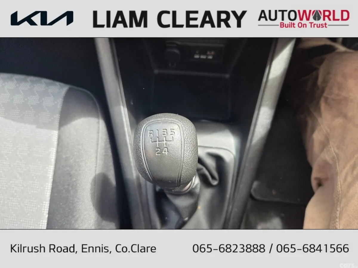 Kia Venga MPV, Petrol, 2016, Silver