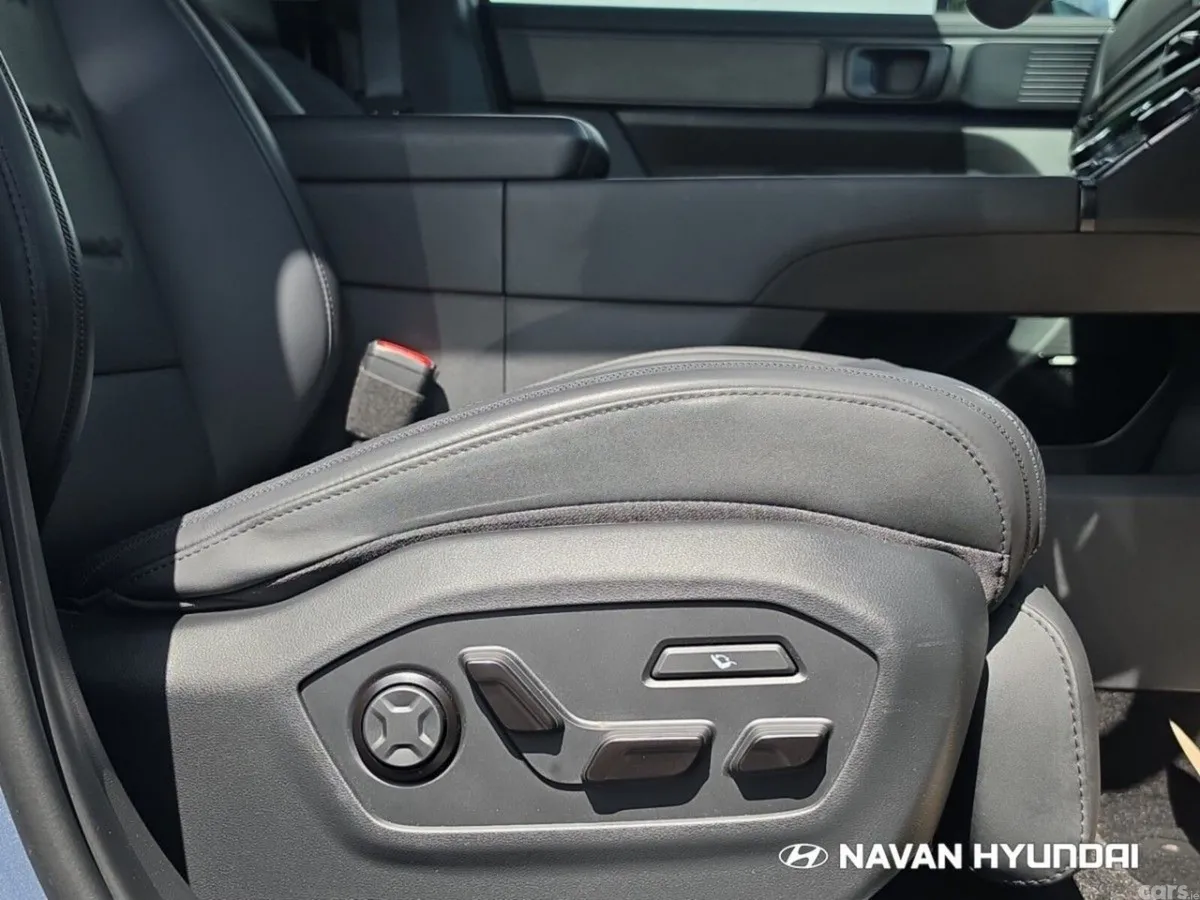 Hyundai Santa Fe SUV, Petrol Plug-in Hybrid, 2026, Blue
