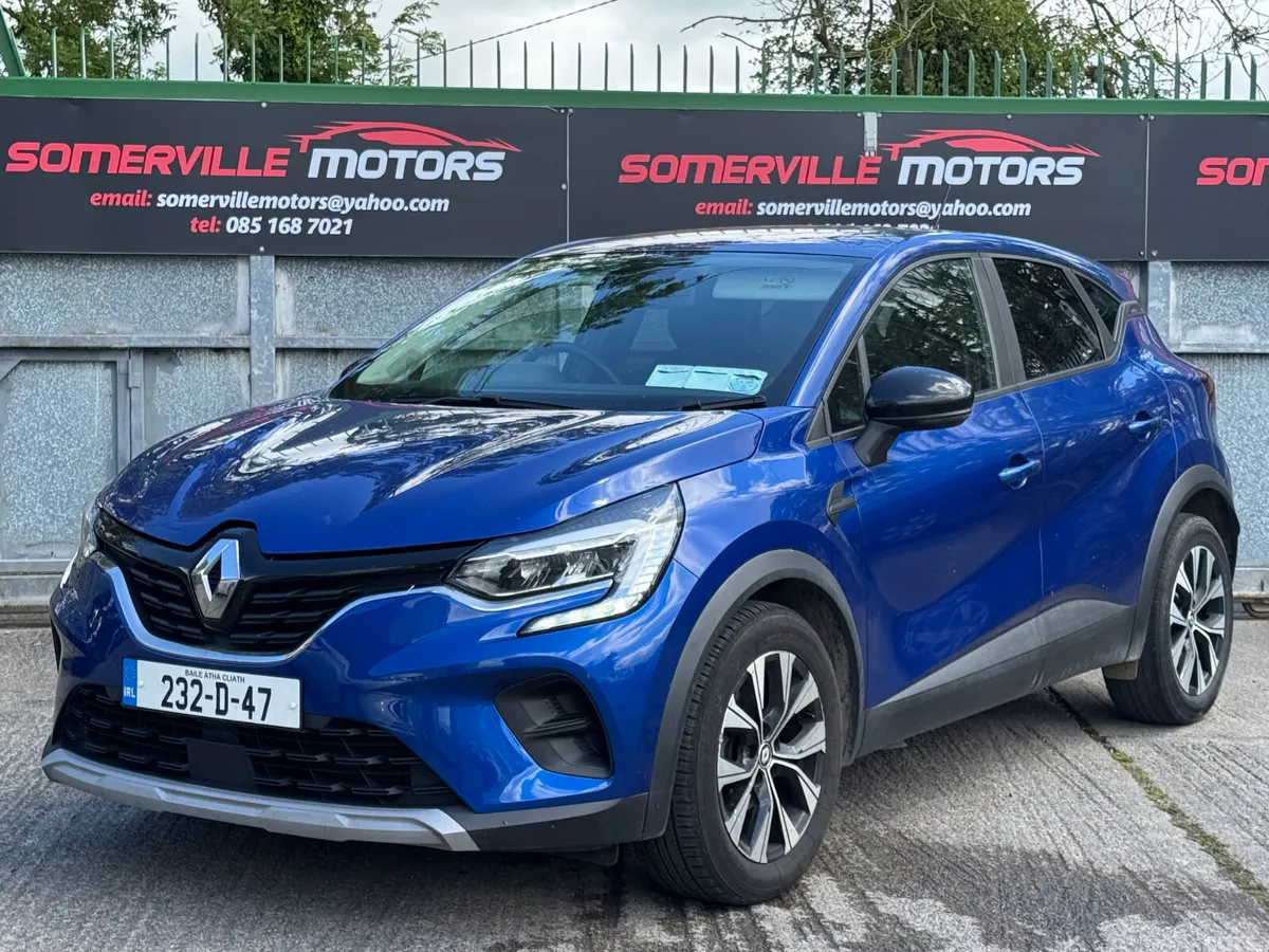 Renault Captur Hatchback, Petrol, 2023, Blue