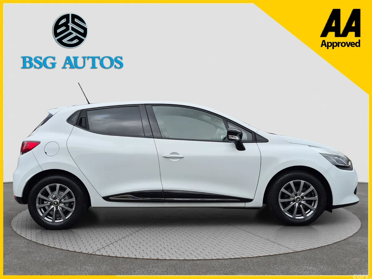 Renault Clio Hatchback, Petrol, 2017, White