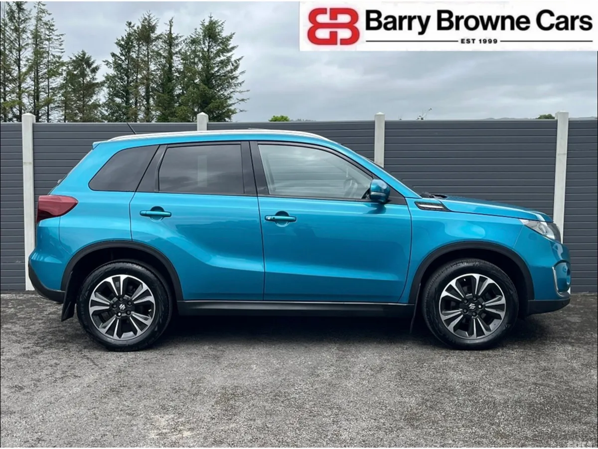 Suzuki Vitara SUV, Petrol Hybrid, 2024, Blue