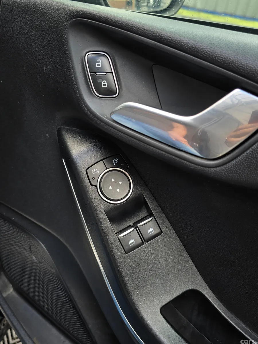 Ford Fiesta Hatchback, Petrol, 2018, Black