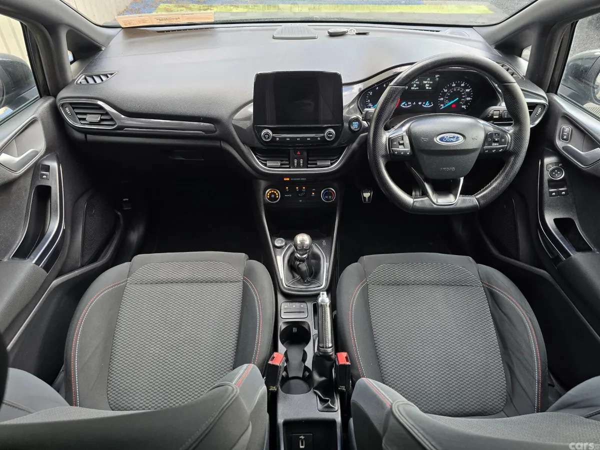Ford Fiesta Hatchback, Petrol, 2018, Black