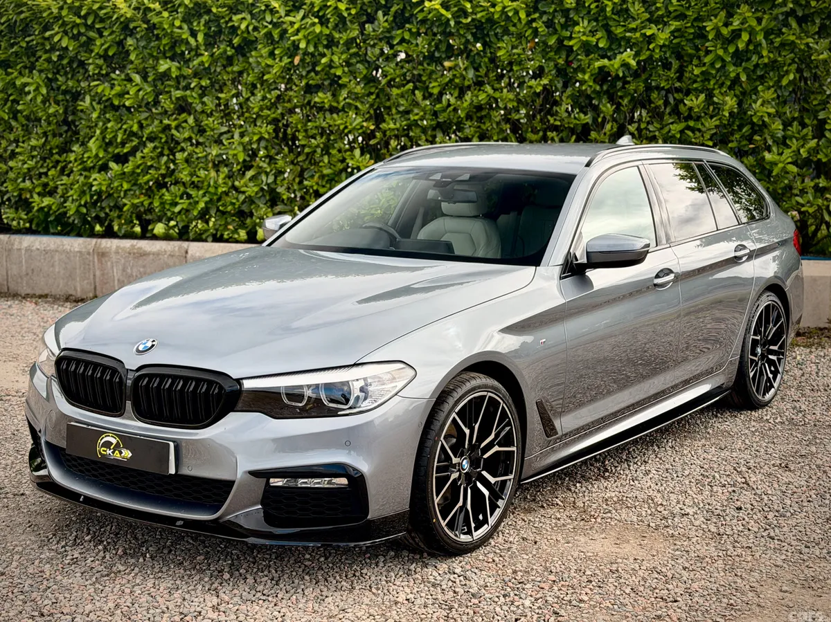 BMW 5-Series Estate, Diesel, 2017, Blue