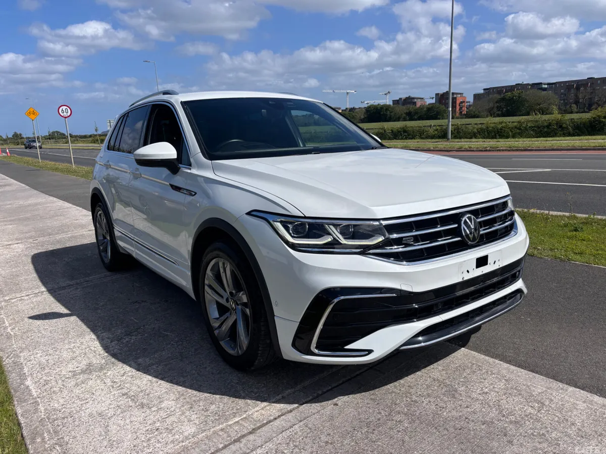 Volkswagen Tiguan SUV, Petrol, 2023, White