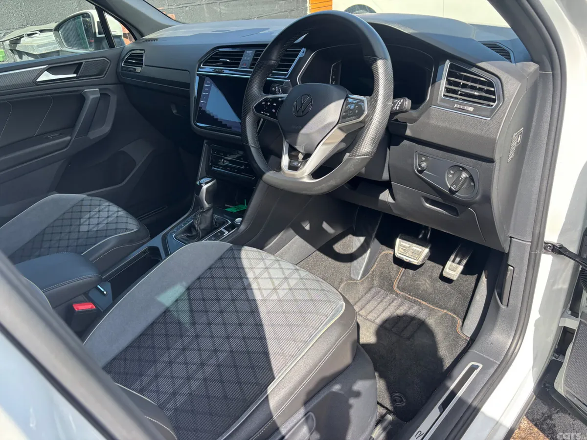 Volkswagen Tiguan SUV, Petrol, 2023, White