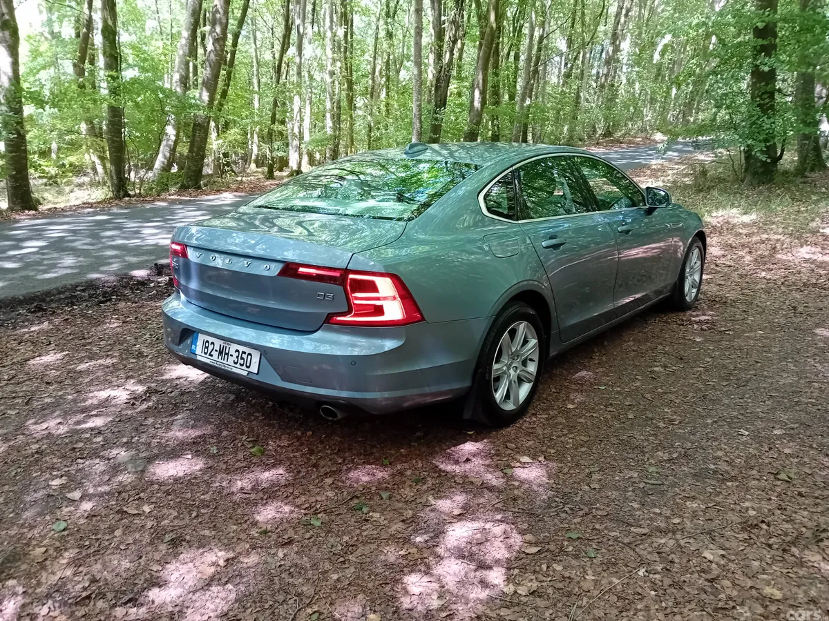 Volvo S90 Saloon, Diesel, 2018, Blue