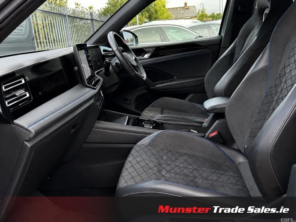 Volkswagen Tiguan SUV, Petrol Hybrid, 2024, Grey