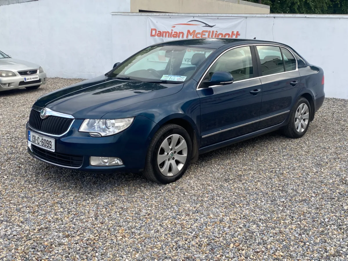 Skoda Superb Saloon, Diesel, 2013, Blue