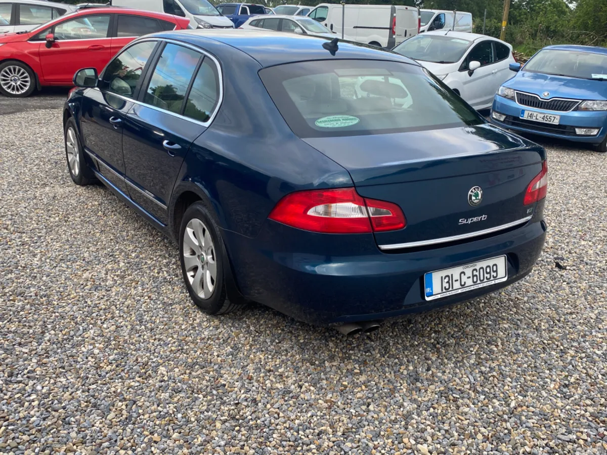 Skoda Superb Saloon, Diesel, 2013, Blue