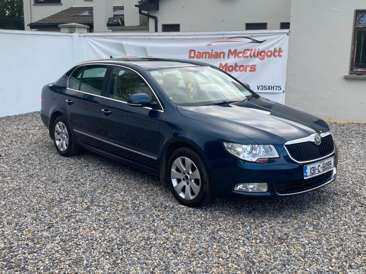 Skoda Superb Saloon, Diesel, 2013, Blue